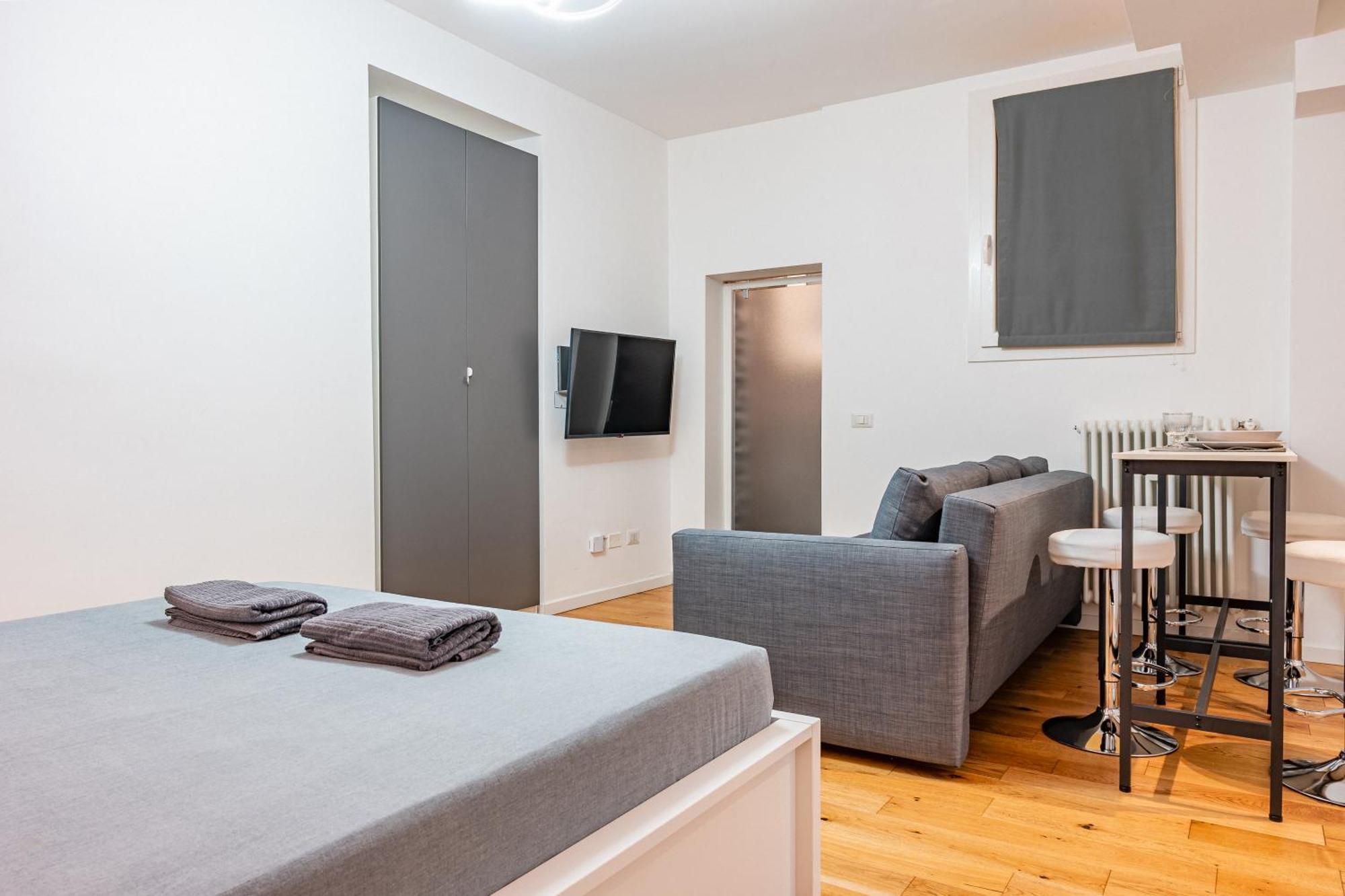Exclusive Led House Garibaldi Fs Lejlighed Milano Eksteriør billede
