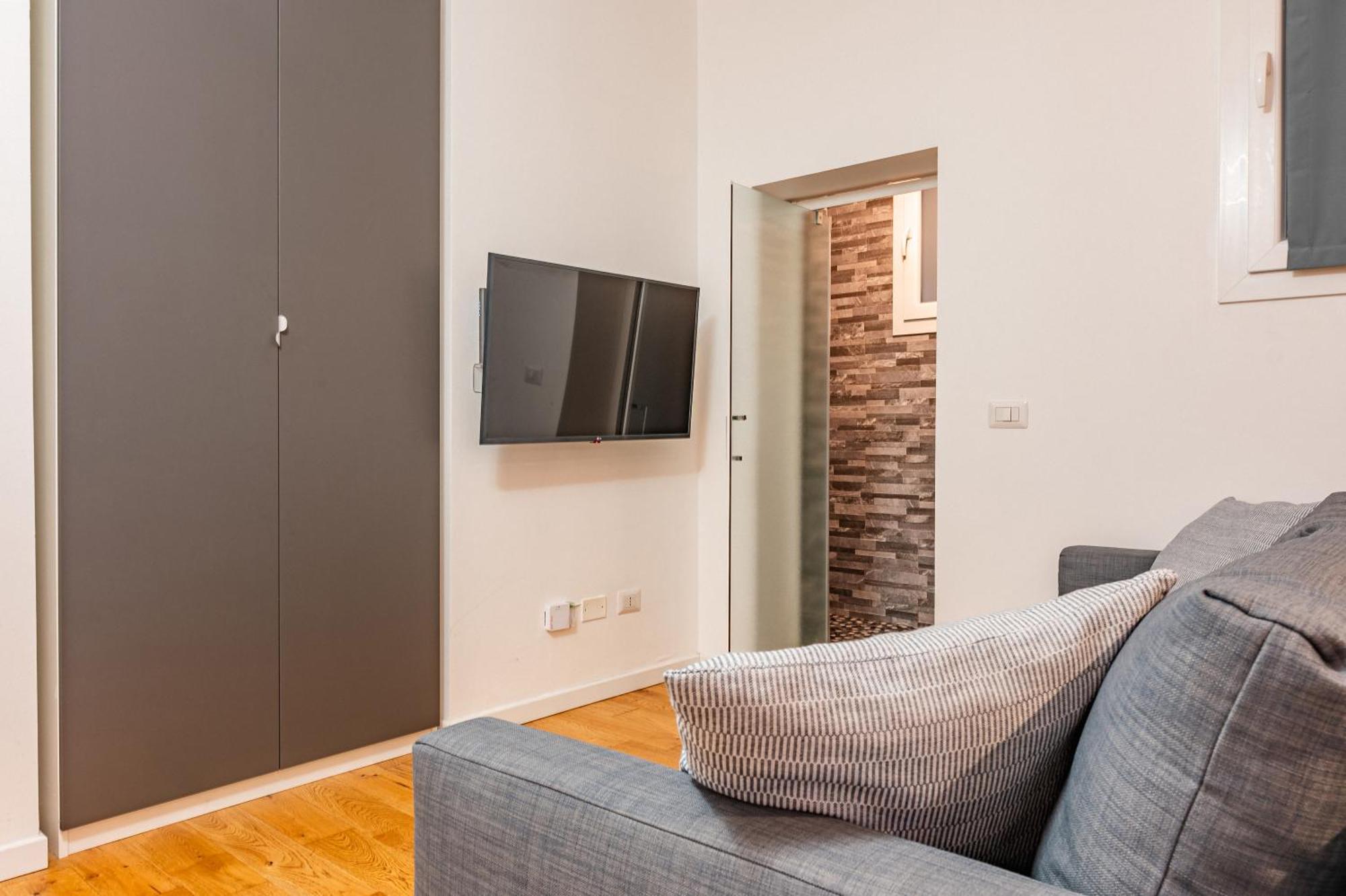 Exclusive Led House Garibaldi Fs Lejlighed Milano Eksteriør billede
