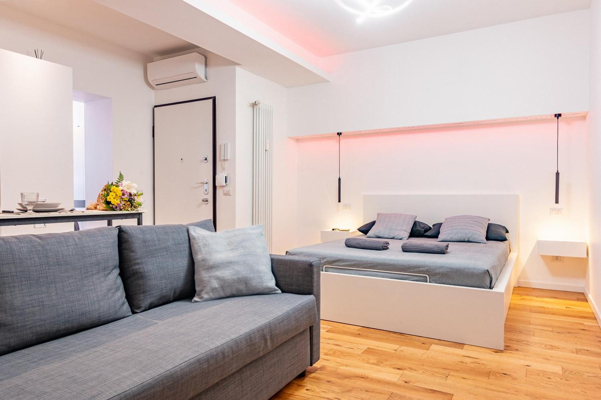 Exclusive Led House Garibaldi Fs Lejlighed Milano Eksteriør billede